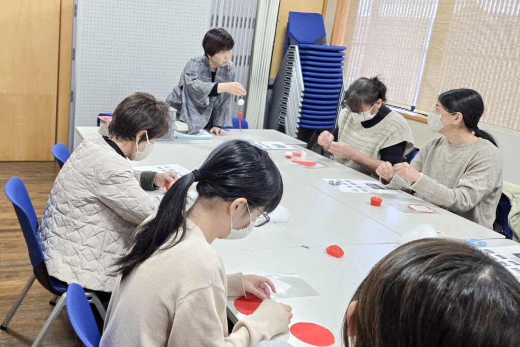 うめもん作り教室の様子