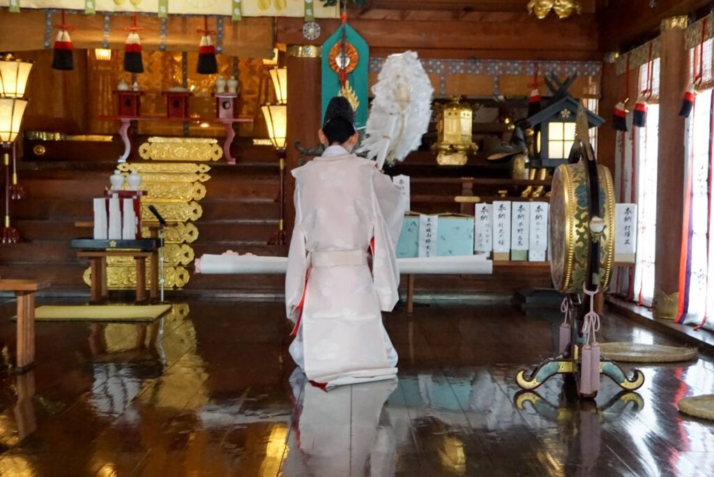 梅に願いを御祈願の様子