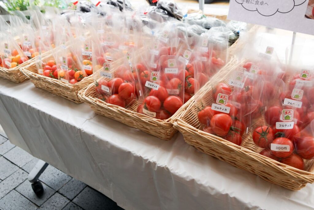 農大販売実習の様子